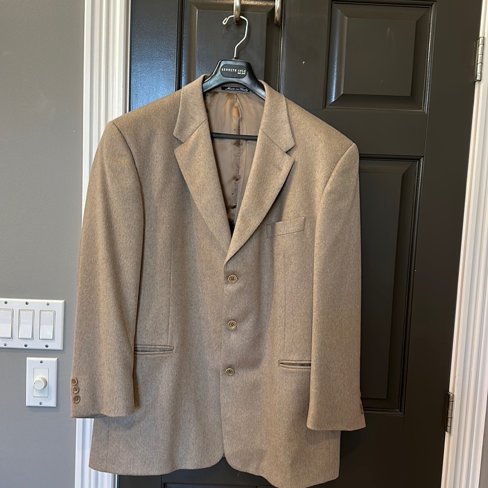Men's JHane Barnes camel cashmere sport jacket  sz 46